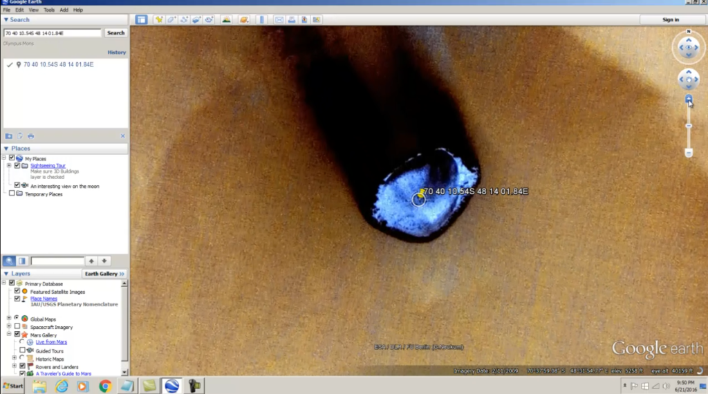 70 40 10 54s 48 14 01 84e Blue Object On Mars Robert Wimer